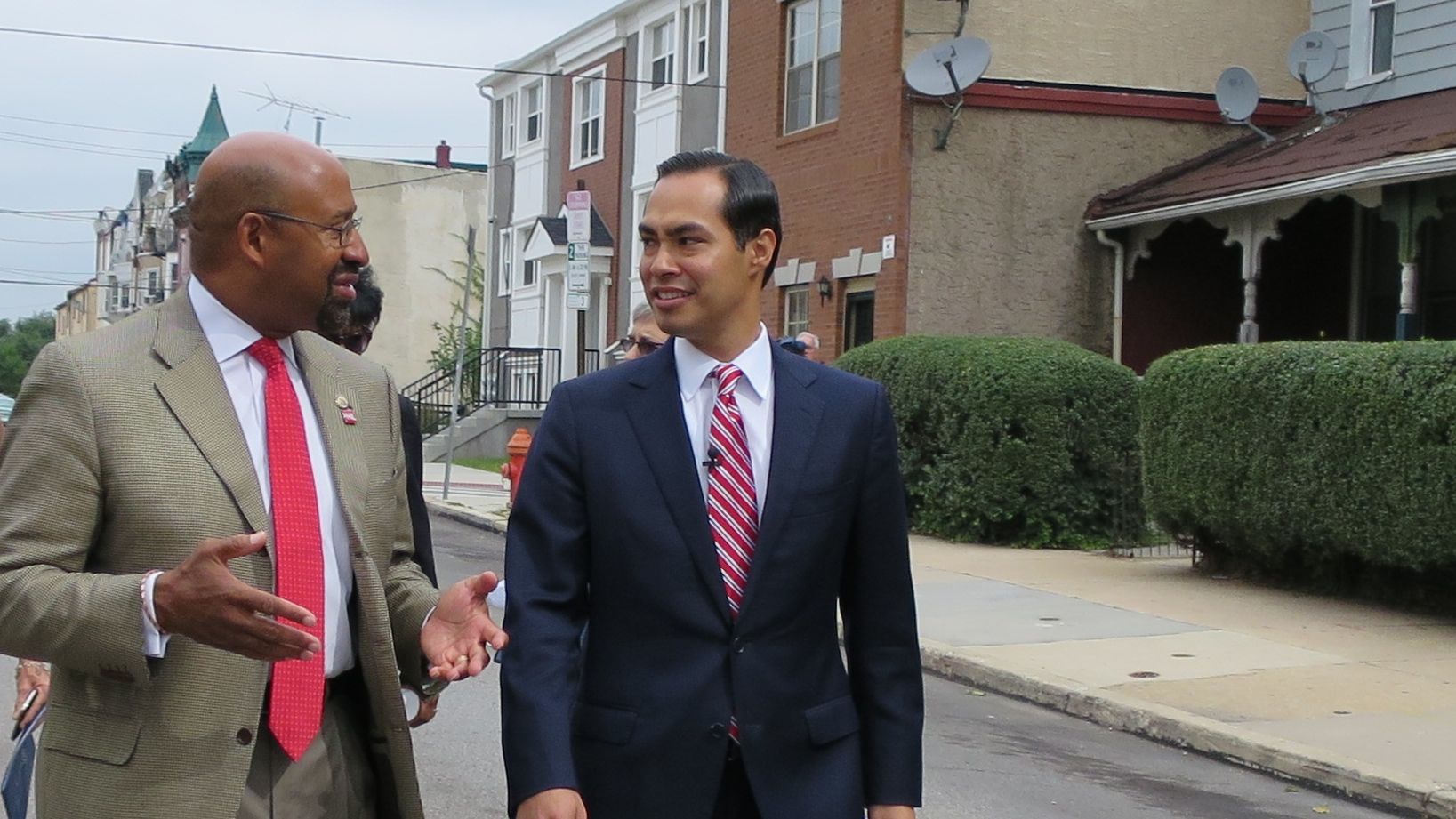  Mayor Michael Nutter and HUD Secretary Julian Castro tour the Mantua neighborhood of West Philadelphia. (Marielle Segarra/WHYY) 