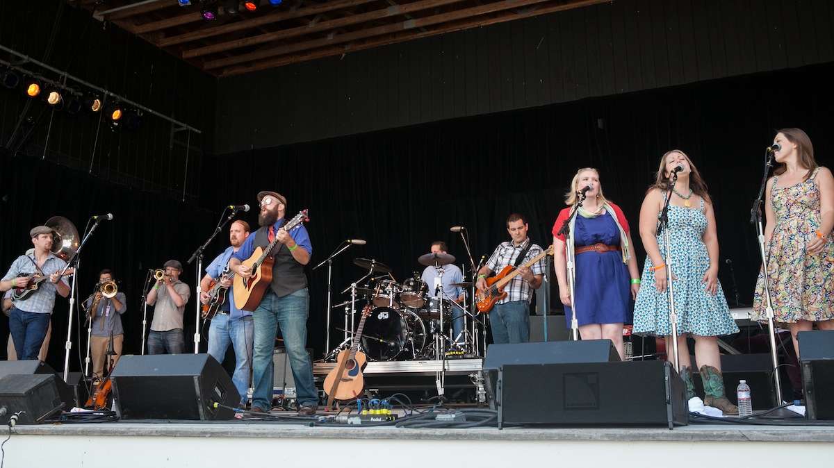  Philadelphia's A Fistful of Sugar performing on the Philadelphia Folk Festival's main stage. (Howard Pitkow /for NewsWorks) 