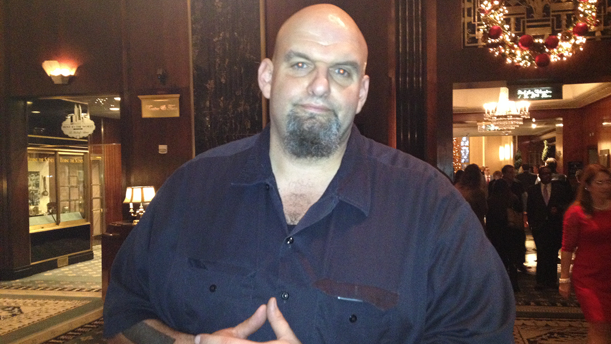  Braddock, Pa. mayor and U.S. Senate candidate John Fetterman in the lobby of the Waldorf Astoria on Pennsylvania Society weekend. (Newsworks photo/Dave Davies) 