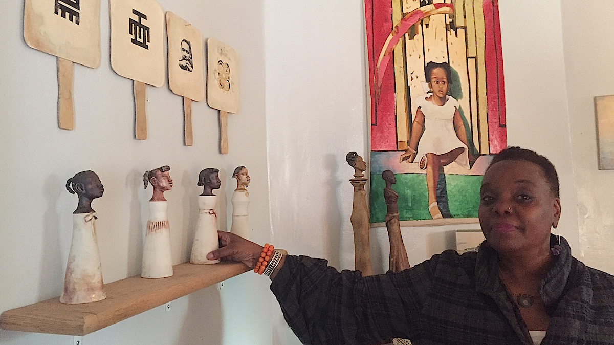  Vashti DuBois in The Colored Girls Museum. (Neema Roshania Patel/WHYY) 