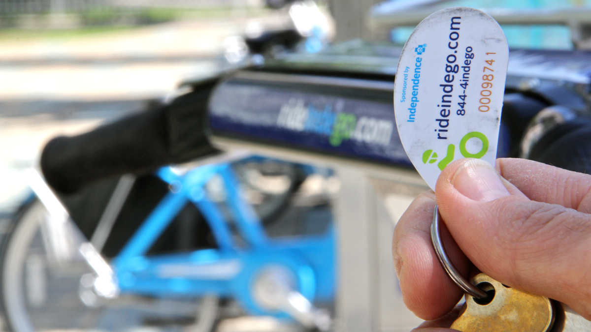  An IndegoFlex key fob — the kind that can't be upgraded to Indego30 monthly plan.(Emma Lee/WHYY) 
