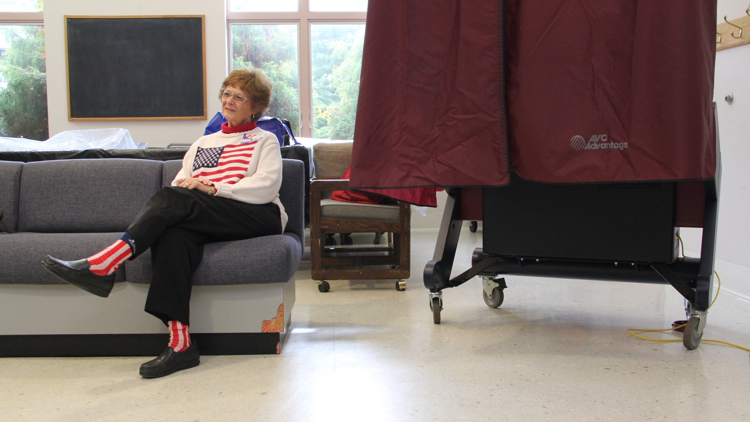  Election official Phyllis Detwiler waits for voters at the Collingswood Community Center. (NewsWorks file photo) 