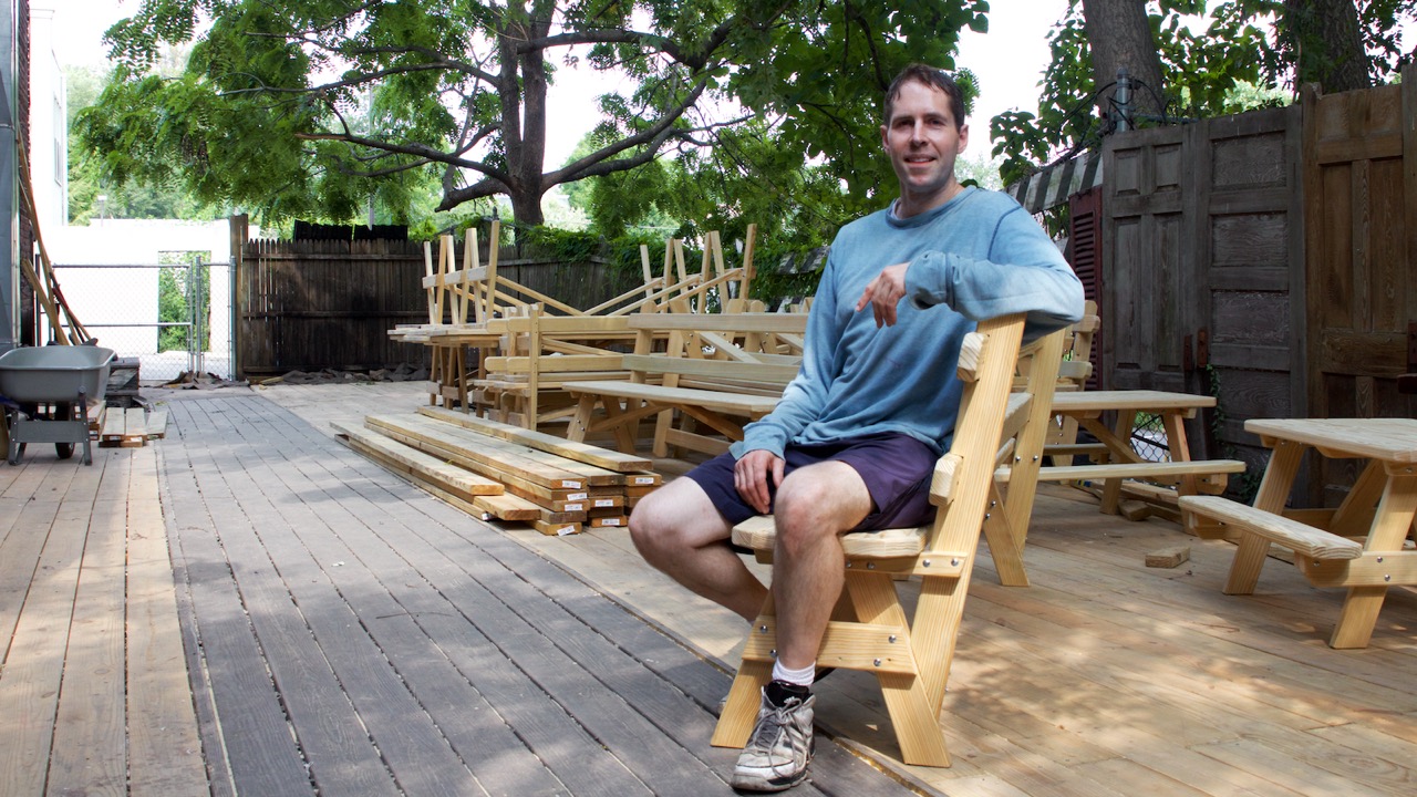  Jake Sudderth at Alma Mater. (Jana Shea/for NewsWorks) 
