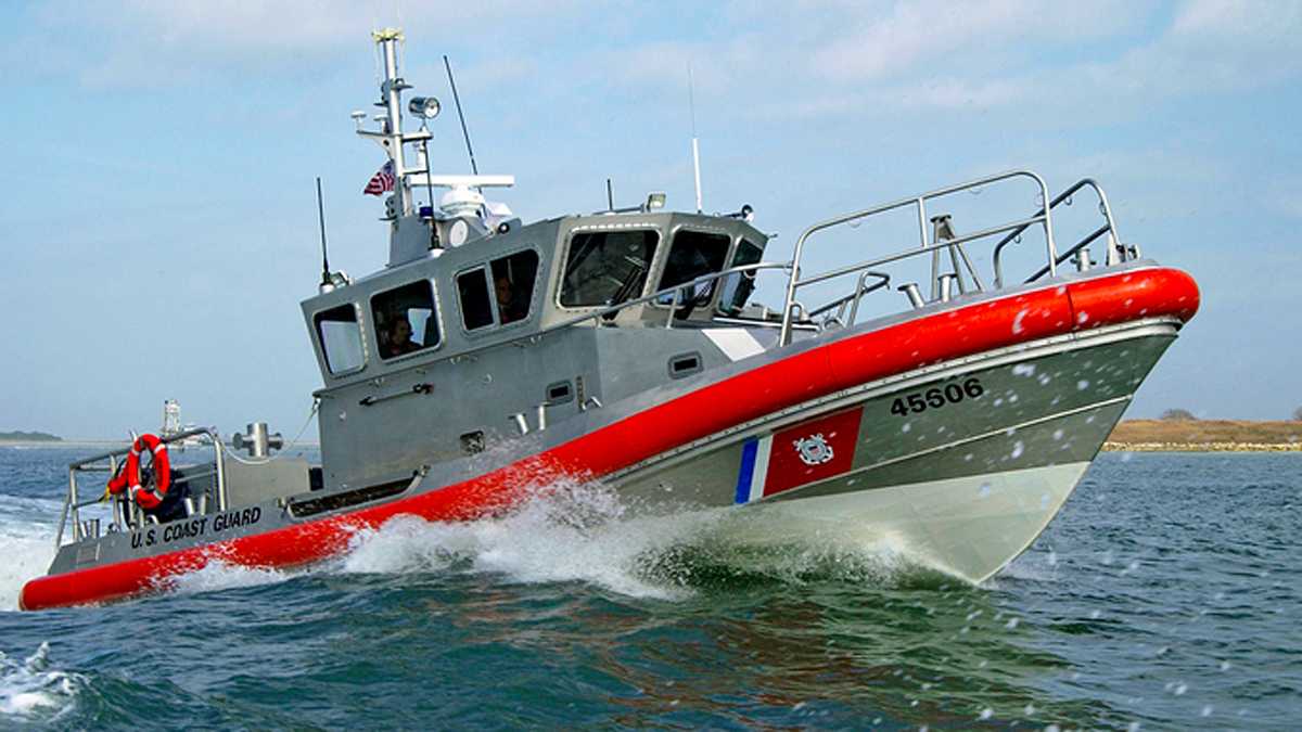 (Courtesy of U.S. Coast Guard/Petty Officer Patrick D. Kelley) 
