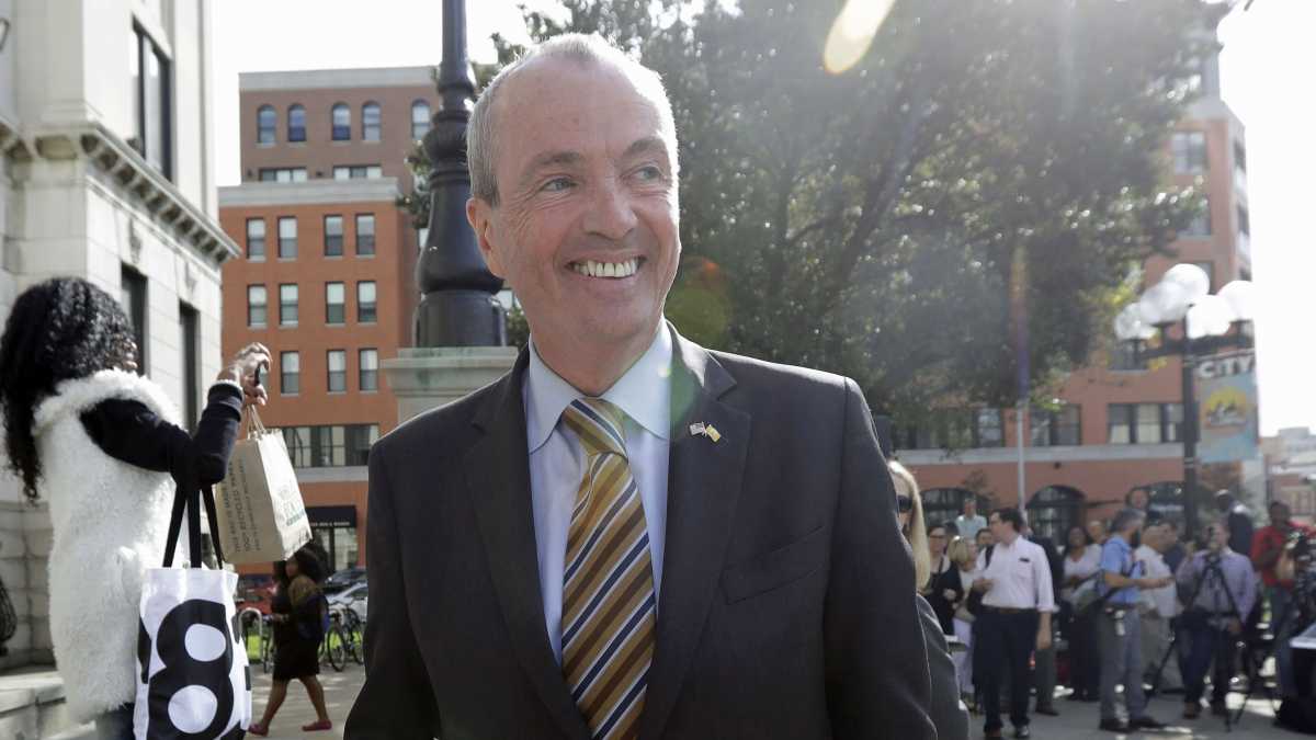New Jersey's Democratic U.S. senators Cory Booker and Bob Menendez have endorsed Phil Murphy for governor. (AP Photo/Julio Cortez)