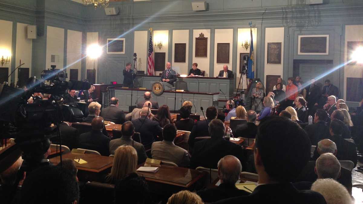  Governor Markell delivers his State of the State Address to a joint session of the General Assembly in Dover. (Mark Eichmann/WHYY) 