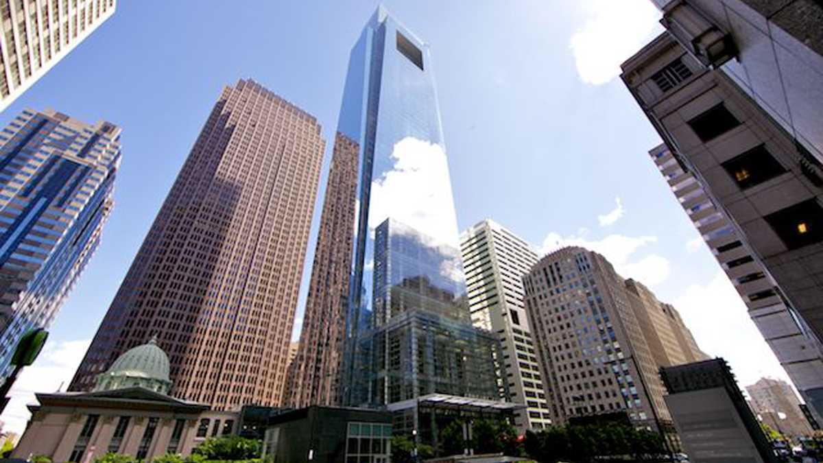  Comcast headquarters is shown in Center City, Philadelphia. (Nathaniel Hamilton/for NewsWorks) 