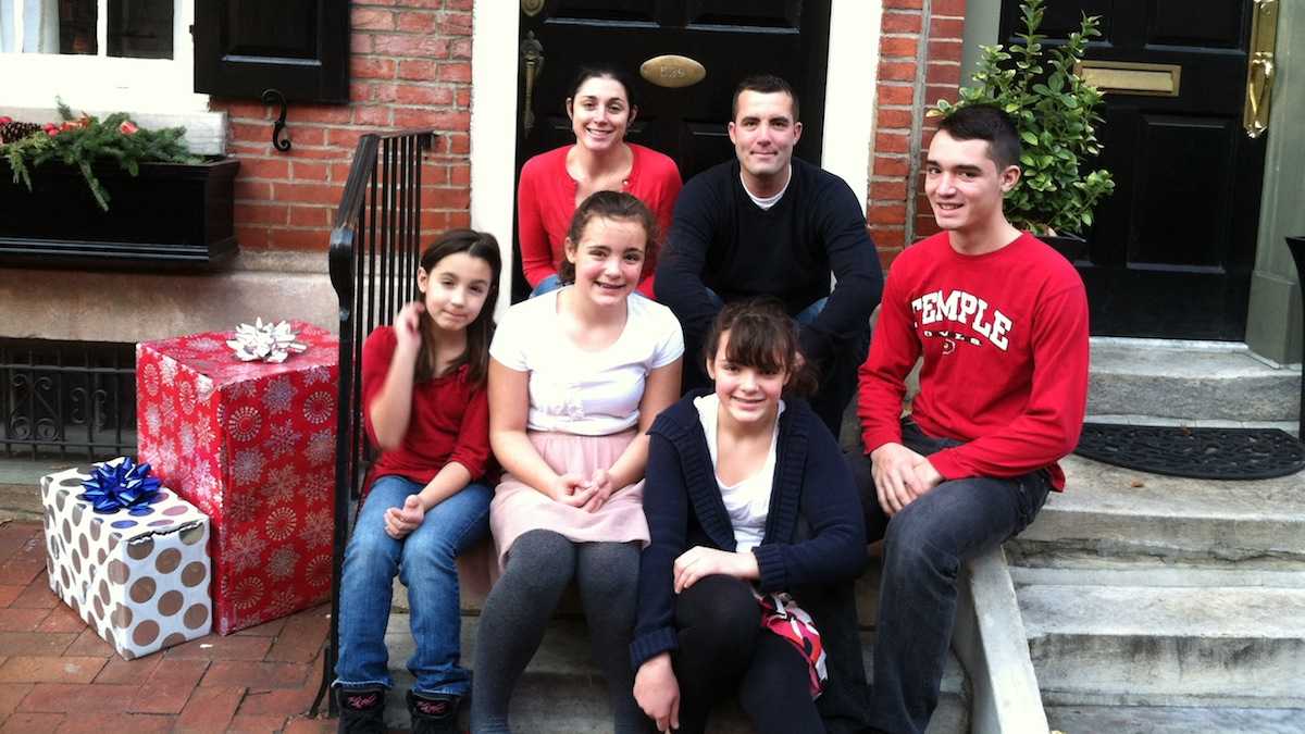  When Jacqueline and Andrew Urbine moved away from East Falls this spring, they left behind a flourishing youth soccer program in Northwest Philadelphia that was 10 years in the making. (Laura Benshoff/for NewsWorks) 