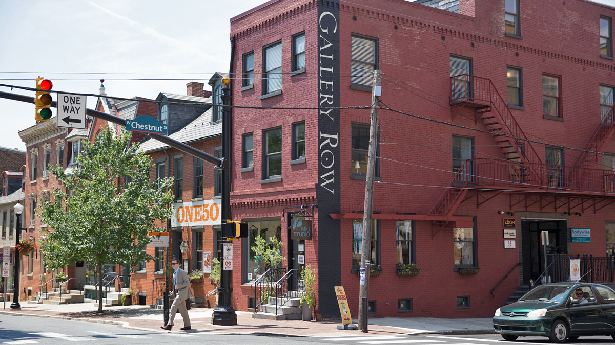  Small shops and studios make up Lancaster's Gallery Row. (Lindsay Lazarski/WHYY) 