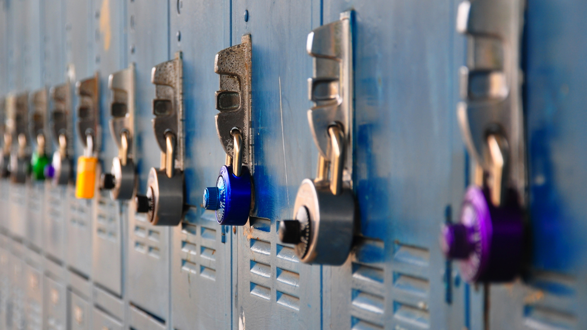  Ocean County prosecutors give high school students scanable codes in their lockers so that they can report crime via a mobile app. (<a href=