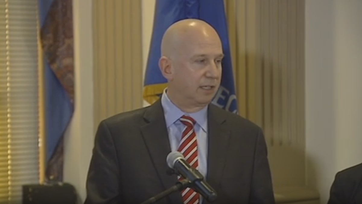  Gov. Jack Markell presents his FY 2017 budget plan to state lawmakers. (Paul Parmelee/WHYY) 