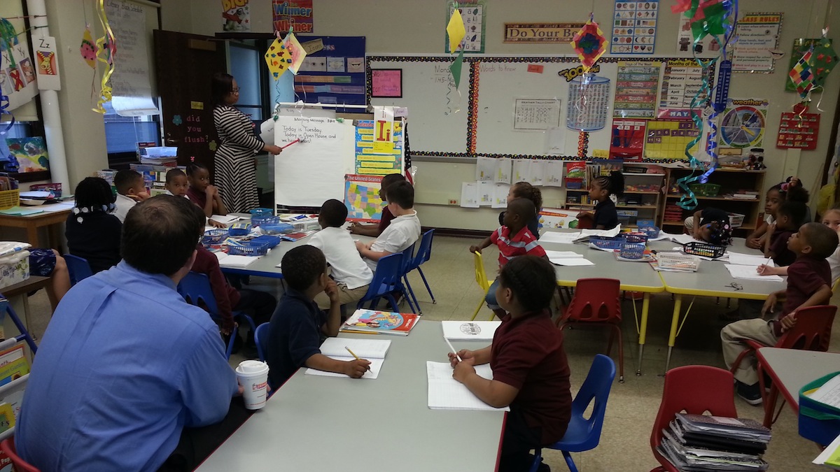  Mifflin Elementary hosted a kindergarten open house on Tuesday. (Queen Muse/for NewsWorks) 
