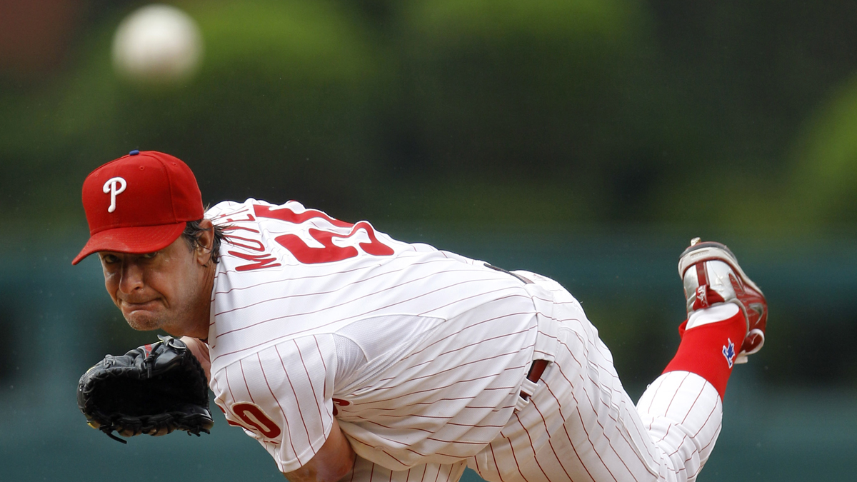  Former Philadelphia Phillies' pitcher Jamie Moyer throws against the Cleveland Indians. (AP file Photo/Matt Slocum) 