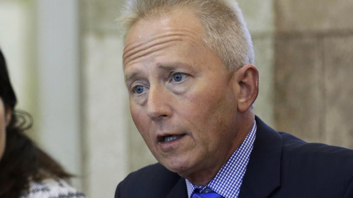 Sen. Jeff Van Drew, D-Cape May Court House. (Mel Evans/AP File Photo) 