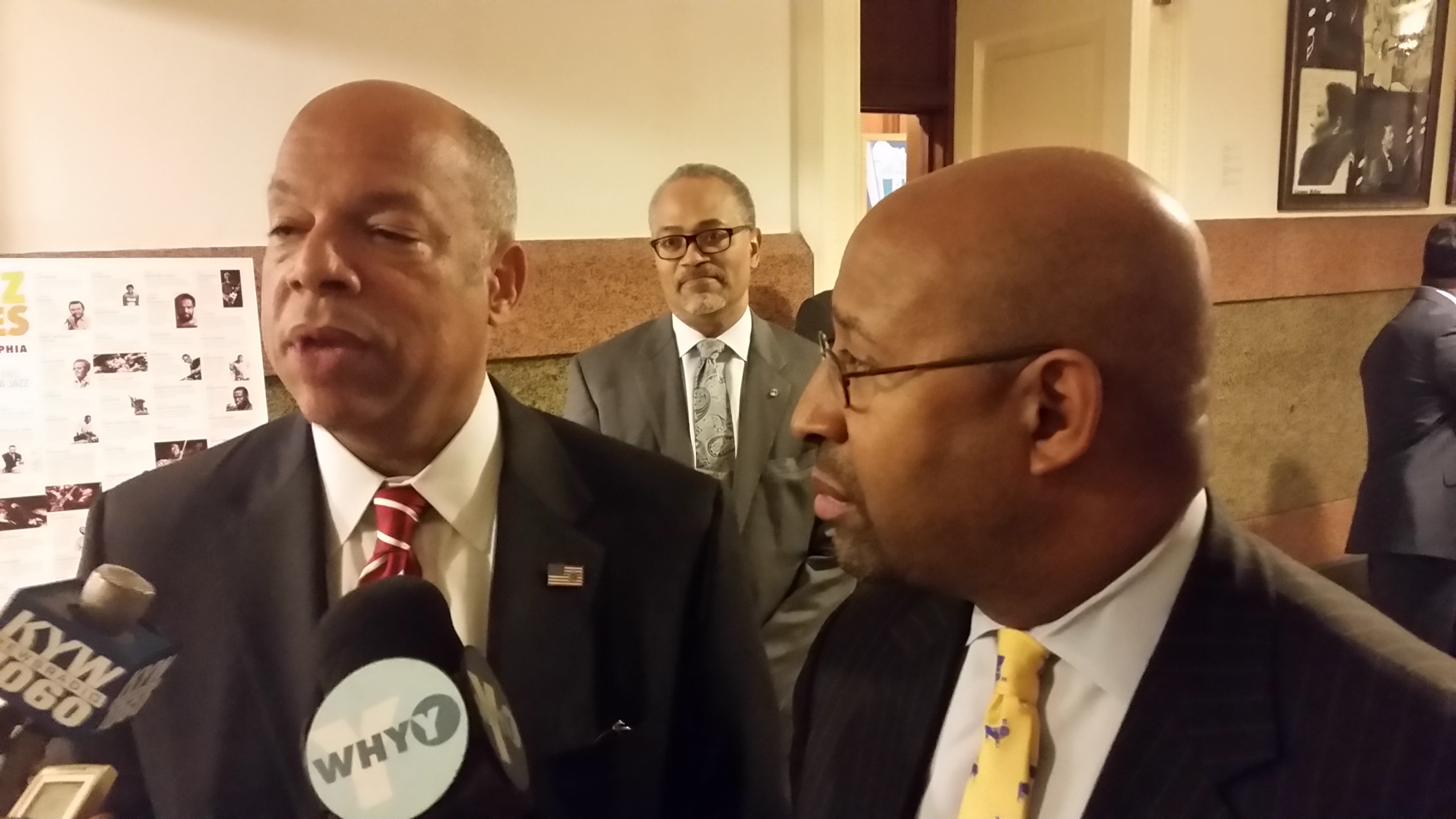  Philadelphia Mayor Michael Nutter and Homeland Security Secretary Johnson talk security at City Hall (Tom MacDonald/WHYY) 