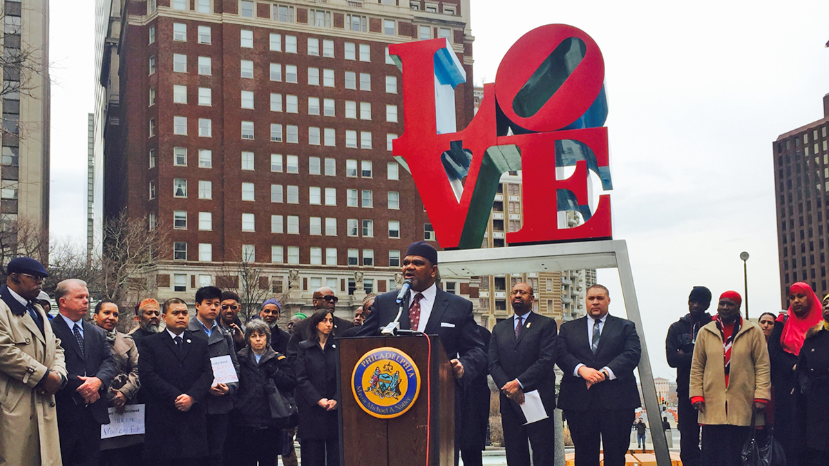  Imam Mikal Shabazz spoke out against blaming SEPTA for the ads, particularly targeting Muslim youth.(Bobby Allyn/WHYY) 