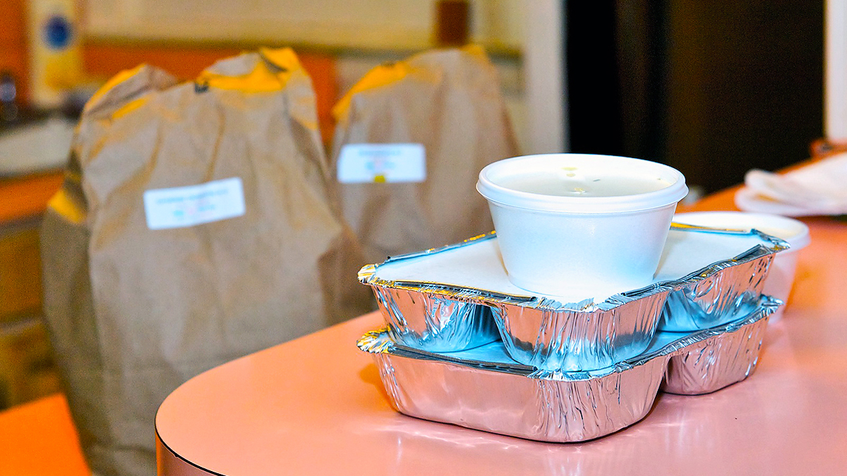  A day's worth of food for a senior receiving Meals on Wheels. Senior services, including Meals on Wheels, are no longer receiving government funds in Montgomery County, due to a prolonged state budget impasse. (Bas Slabbers/for NewsWorks) 