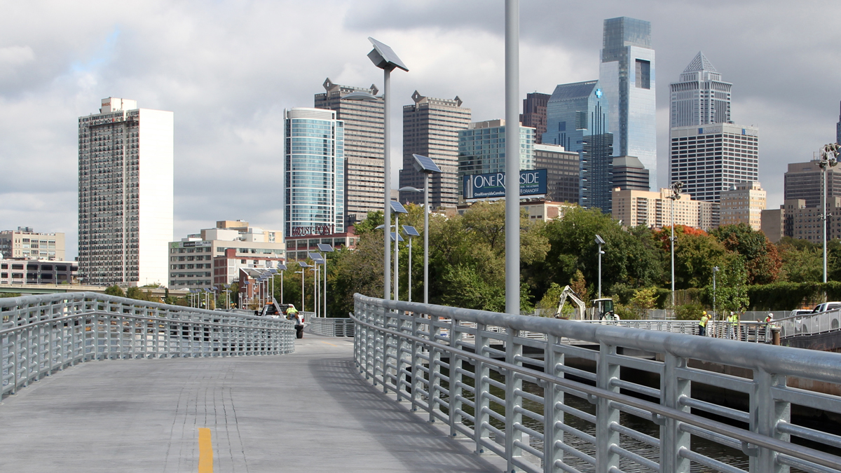 Philadelphia's Schuylkill Banks Boardwalk (Emma Lee/WHYY)