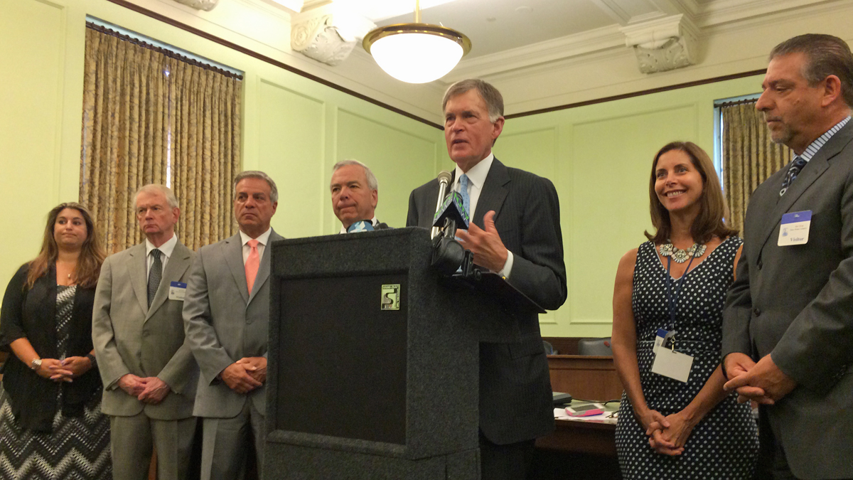  New Jersey Chamber of Commerce president Tom Bracken says the New Jersey Business Summit will aim to help Garden State businesses that feel 