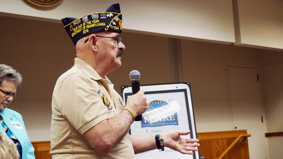 Veteran Thomas Mumbower offered feedback to VA officials at the Philadelphia regional benefits office in Germantown. (Jessica McDonald/WHYY) 