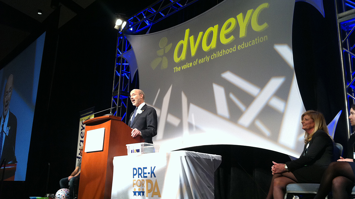 Pennsylvania Governor Tom Wolf speaks at the Delaware Valley Association for Education of Young Children's conference. (Laura Benshoff/WHYY) 