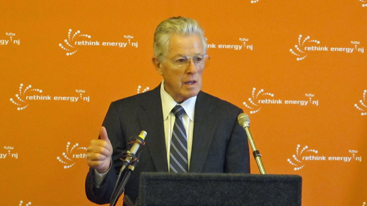 Former New Jersey Governor Jim Florio joins environmental groups at Statehouse to launch the ReThink Energy NJ campaign (Phil Gregory/WHYY) 