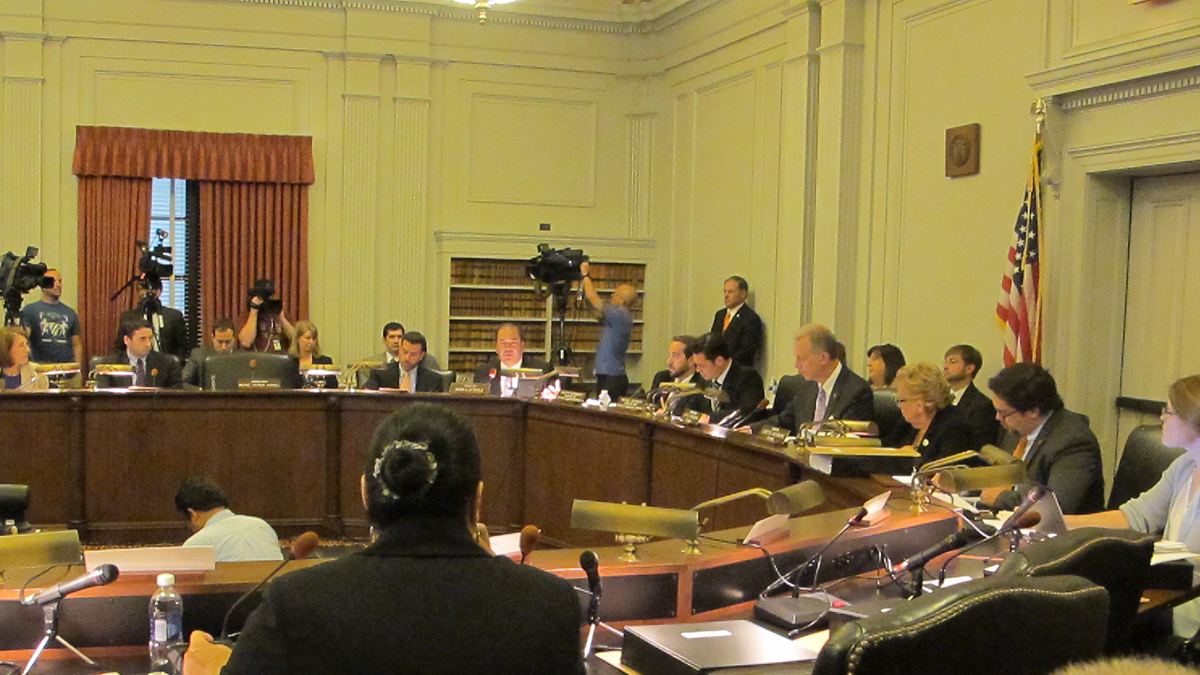  The Legislature's Select Committee on Investigation continues its hearing on George Washington Bridge lane closures. (Phil Gregory/WHYY) 