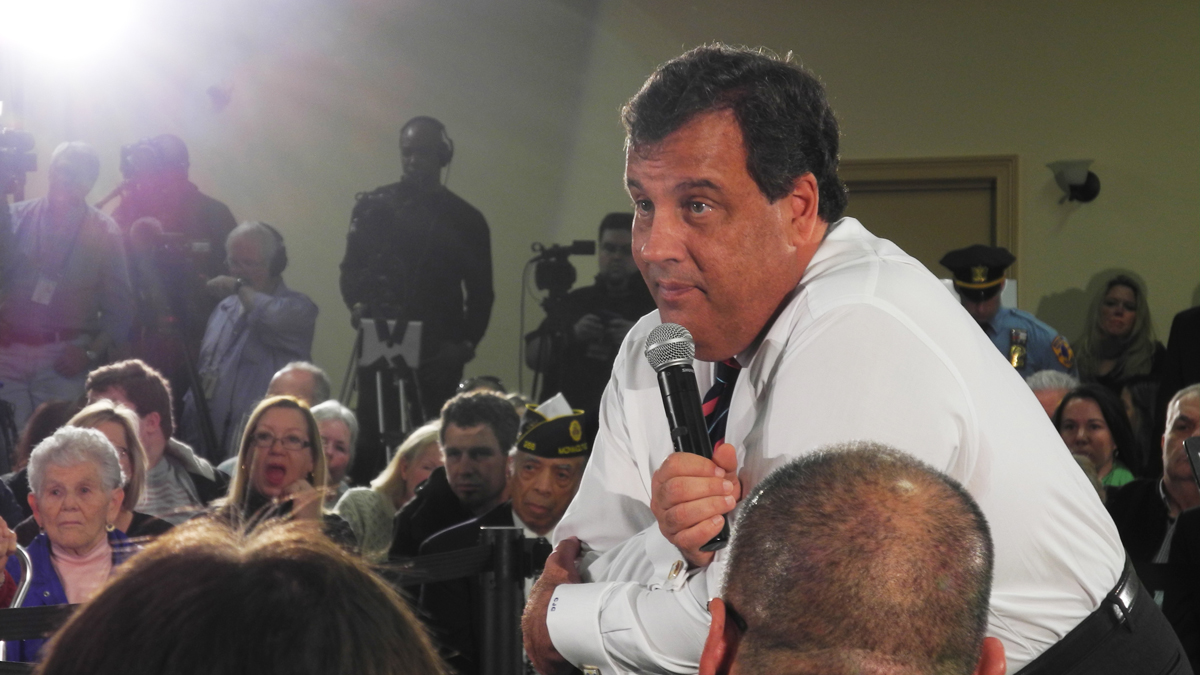  New Jersey Gov. Chris Cristie addresses a crowd during the first town hall meeting since the 'Bridgegate' scandal on Thursday, Feb 20, 2014 (Tracey Samuelson/for NewsWorks) 