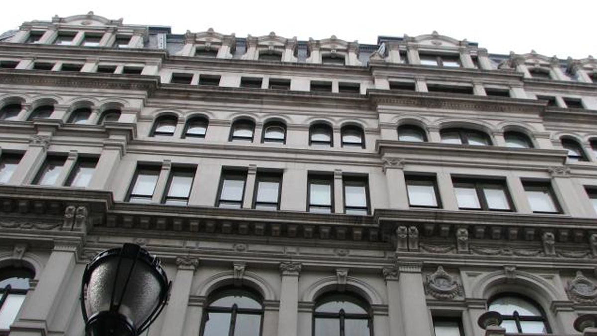  The east side of the massive Victory Building (Image via PlanPhilly) 