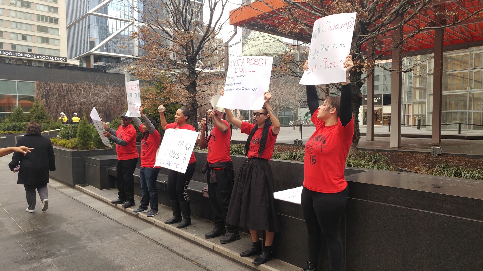Protesters call for an increase in Pennsylvania's  minimum wage of $7.25 an hour Thursday. (Tom MacDonald/WHYY)
