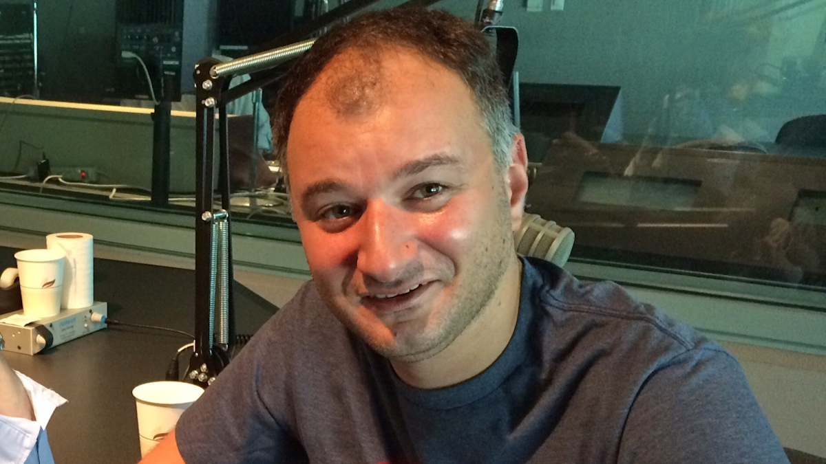  Blogger Rocco Palmo regularly breaks news on the Vatican from his home in Philadelphia.(Emma Lee/WHYY) 