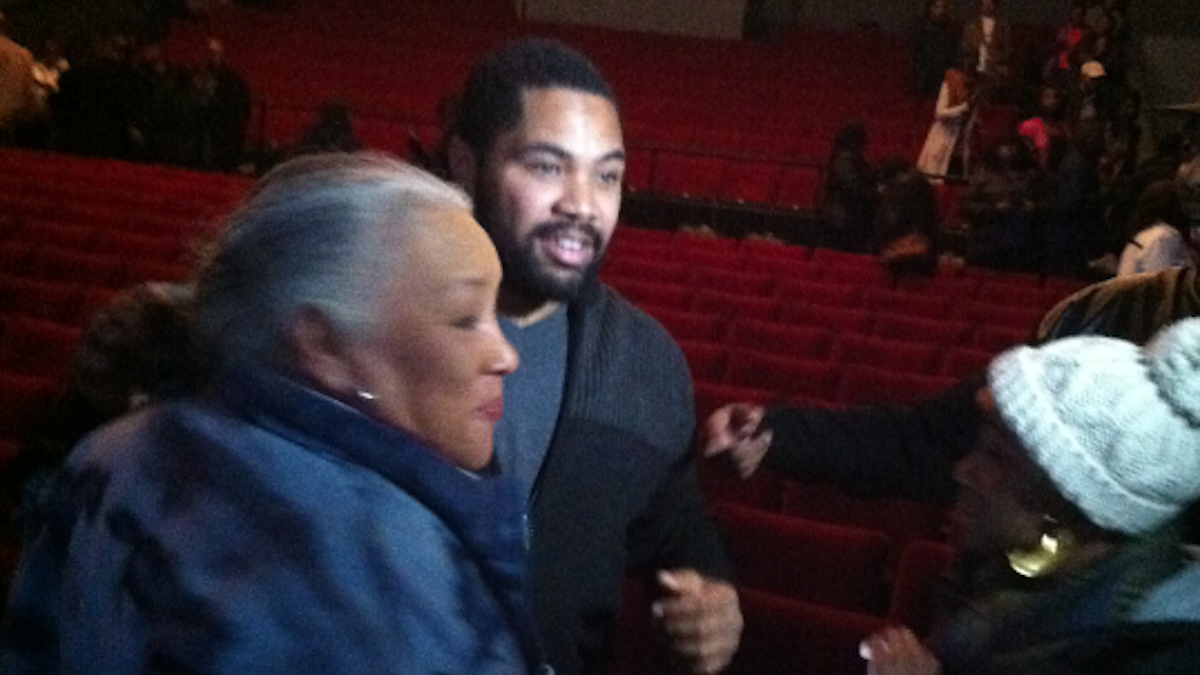  Born and raised in West Oak Lane, first-time director Tommy Oliver speaks with attendees at his movie premiere. (Laura Benshoff/for NewsWorks) 