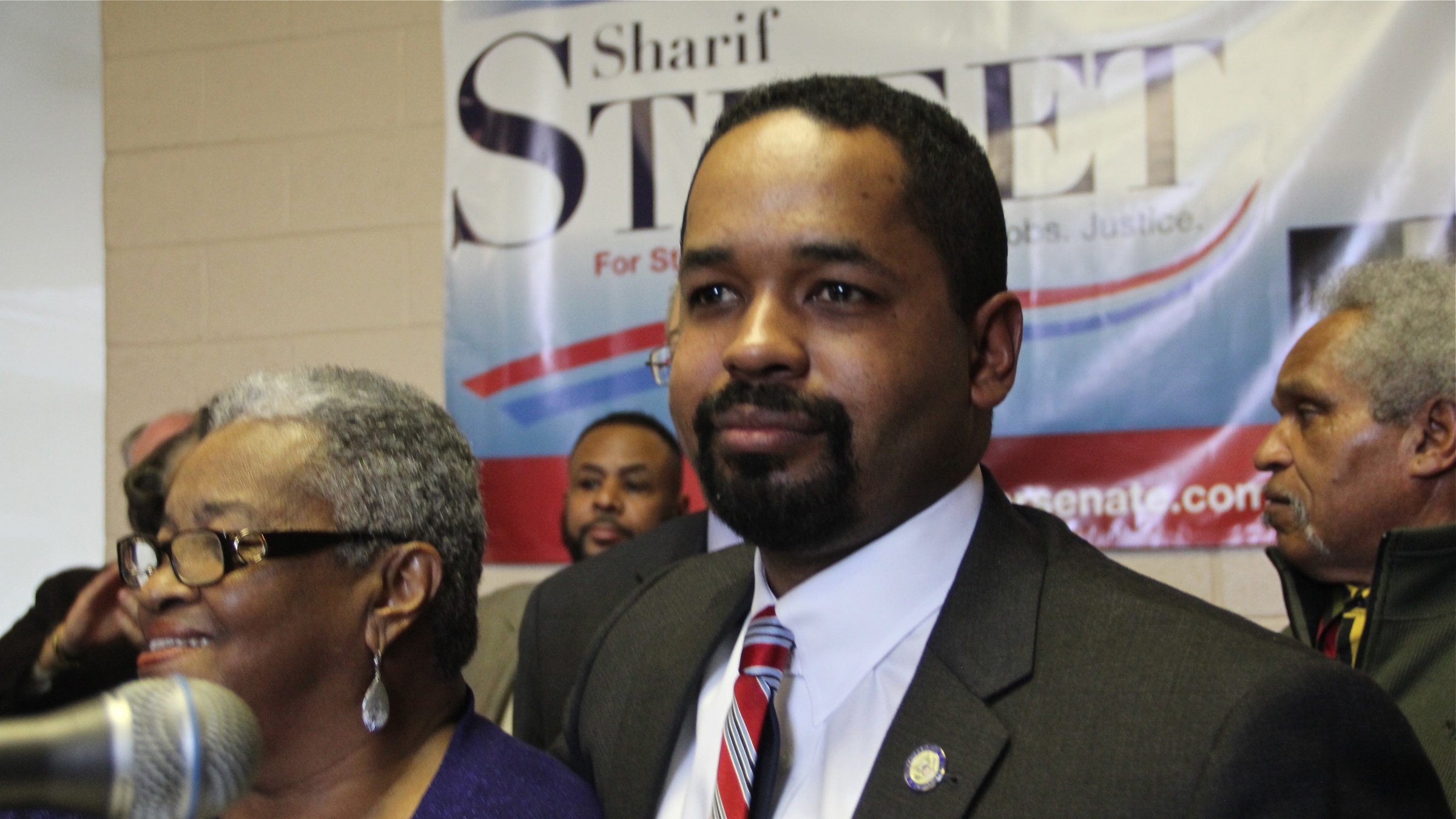 Pa. state Sen. Sharif Street has introduced a bill that would make people sentenced to life in prison eligible for parole after serving 15 years. (Emma Lee/WHYY) 