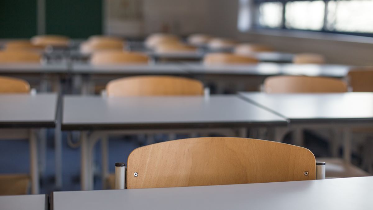  (<a href=“http://www.shutterstock.com/pic-227691079/stock-photo-empty-classroom-background.html?src=gIn4-PoZJF2wefv5VQFv0Q-1-1”>Photo</a> via ShutterStock) 
