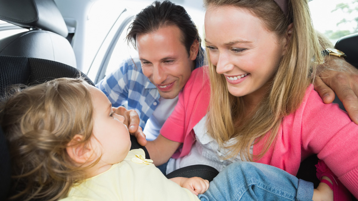  Under New Jersey's new law, children must be placed in a  backwad-facing car seat until they're 2 years old or weigh more than 30 pounds.(<a href=