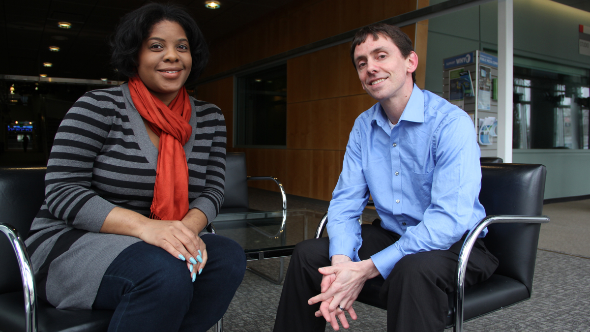 New Jersey writer Adrienne Simpson interviewed Drexel University biologist Jacob Russell about his bacteria research on ants. (Emma Lee/for WHYY)