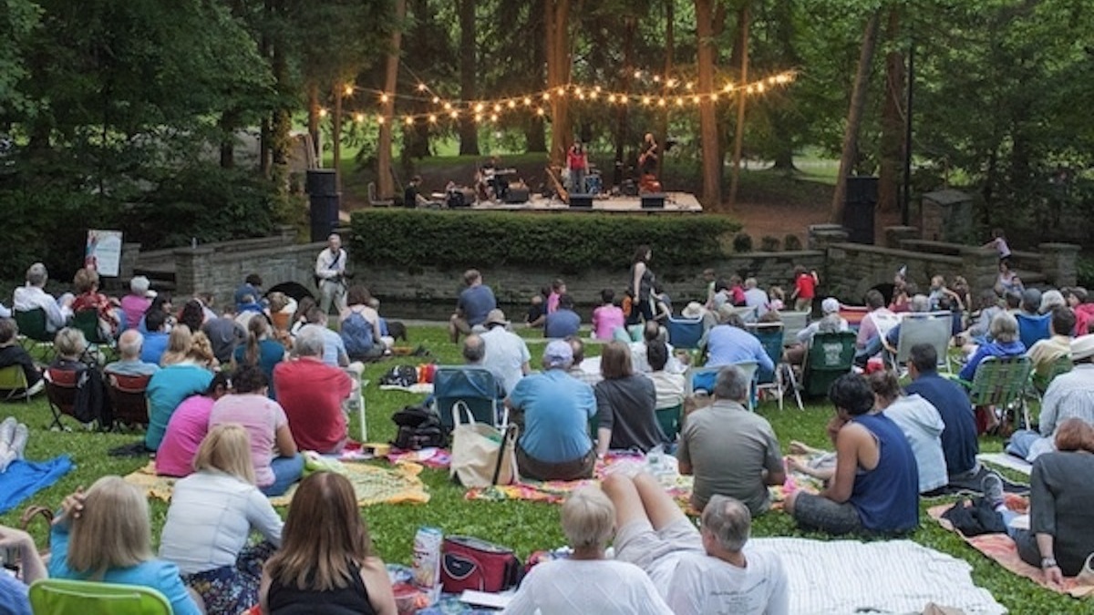  A scene from last year's concert series at Pastorius Park. (Howard Pitkow/for NewsWorks, file) 