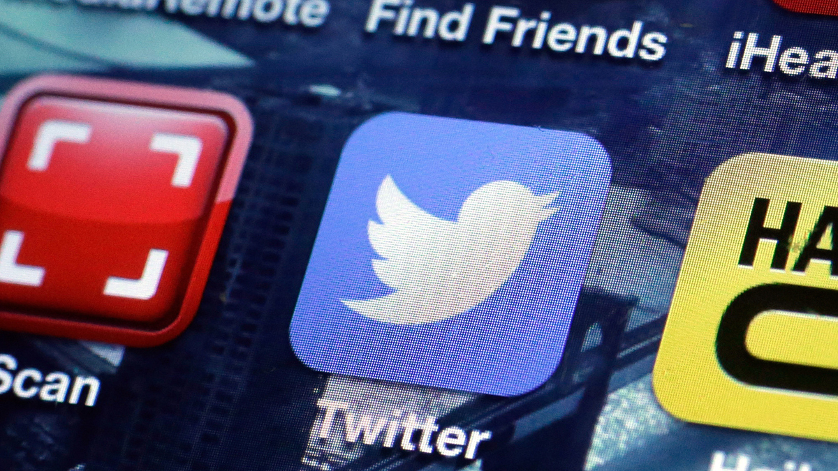  The Twitter mobile site app. (AP Photo/Richard Drew) 