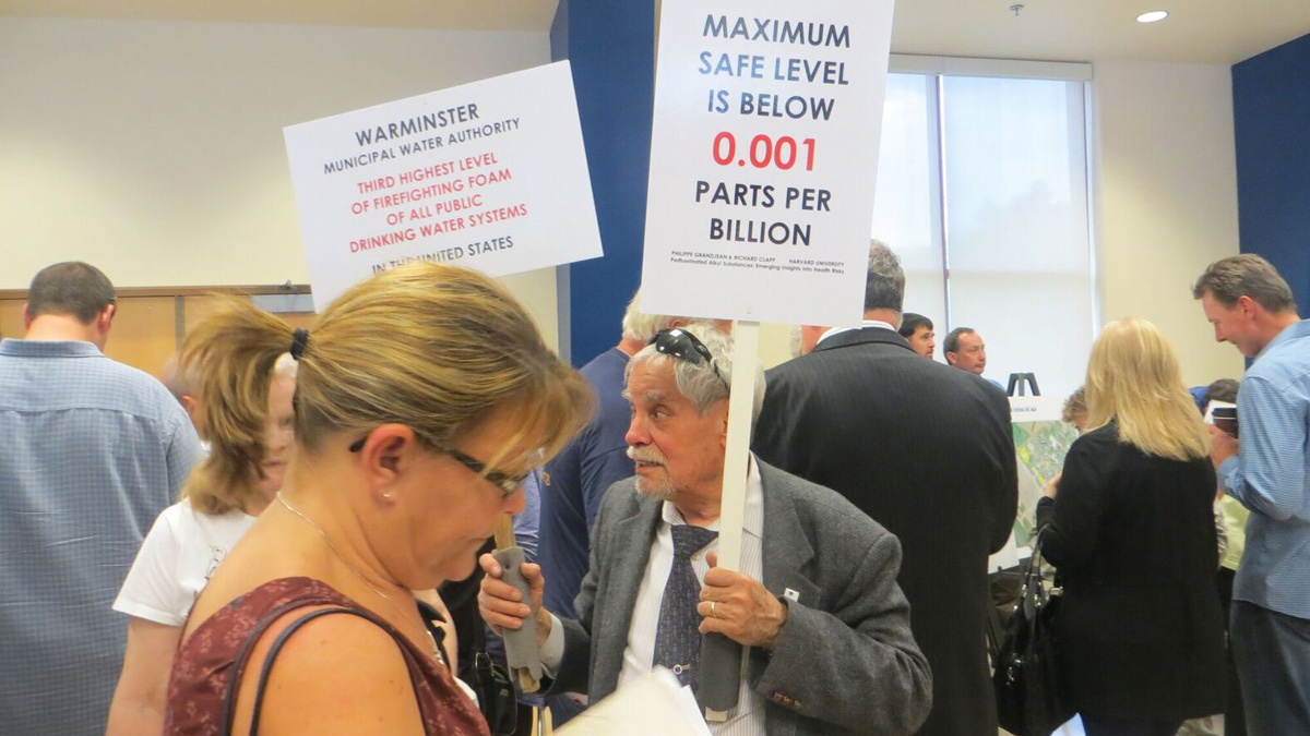 Residents of Bucks and Montgomery counties gather in Horsham Tuesday to ask experts from the federal government