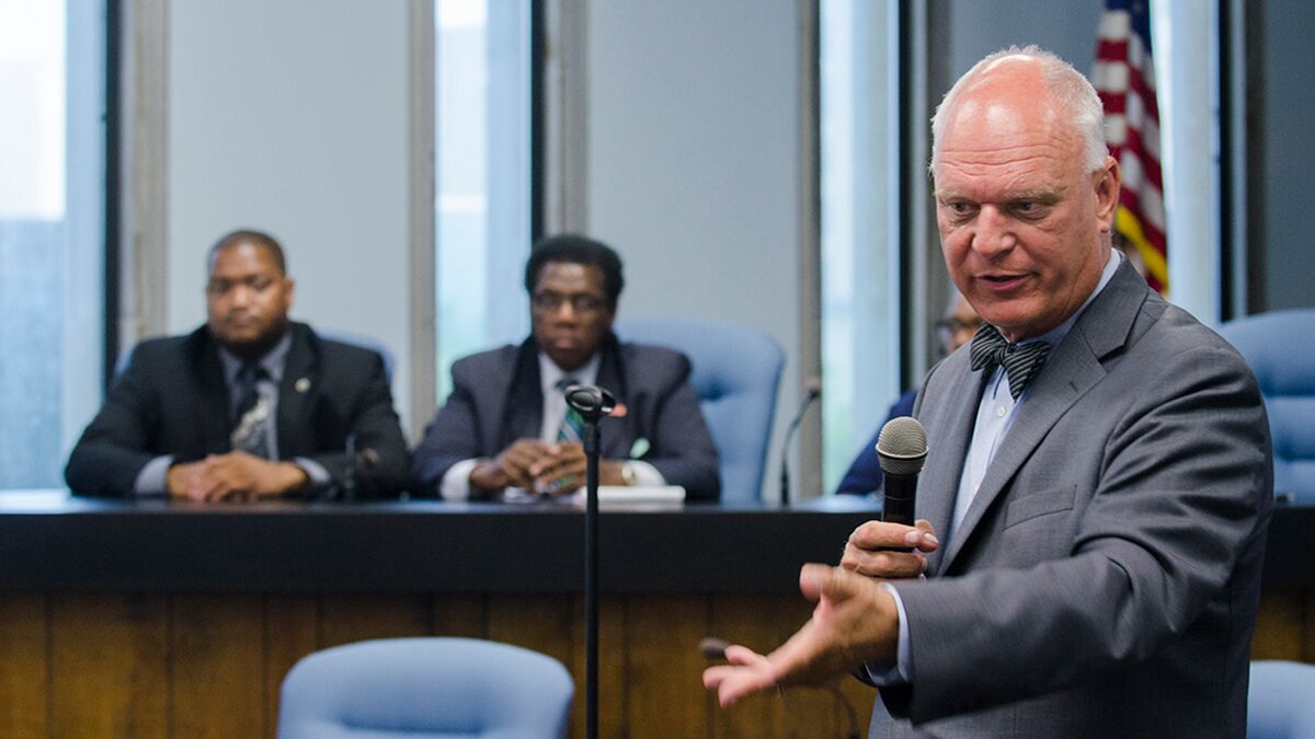 Atlantic City Mayor Don Guardian answers a question at the meeting Tuesday night. (Anthony Smedile/ for NewsWorks)