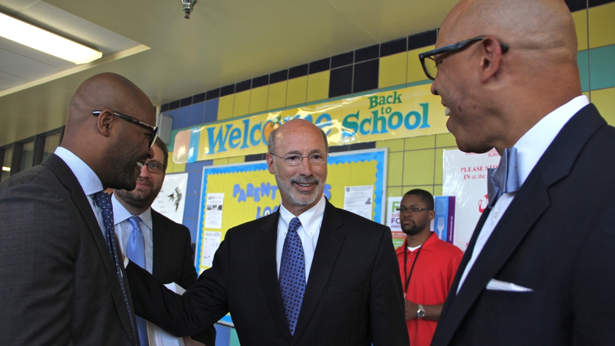  Gov. Tom Wolf, center, visits William H. Hunter School in North Philadelphia in 2015. (Emma Lee/WHYY) 