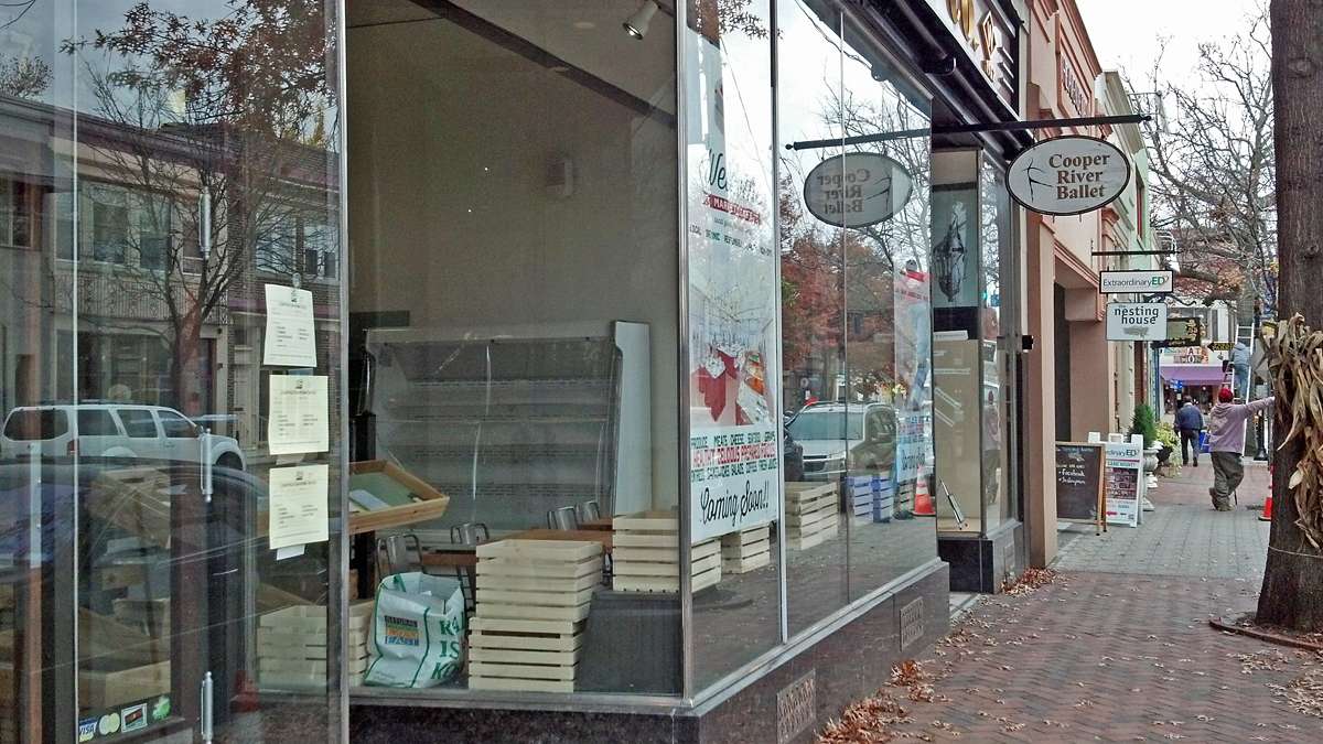  Local Market and Café storefront as it appeared earlier this month. (Mike Russell/for NewsWorks) 