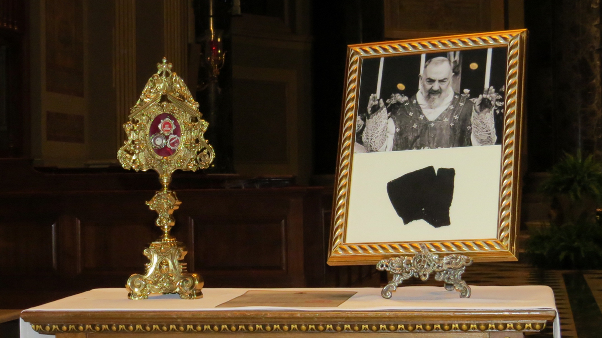  Relics of Padre Pio on display at the Catholic Cathedral of Saints Peter and Paul in Philadelphia (Rob Zawatski for NewsWorks) 