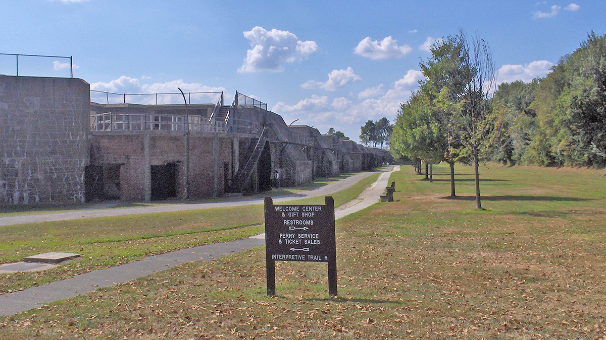  This image is of a trail behind the gun batteries at Fort Mott in New Jersey (Creative Commons photo via Wikipedia. Uploaded by Fyre2387) 