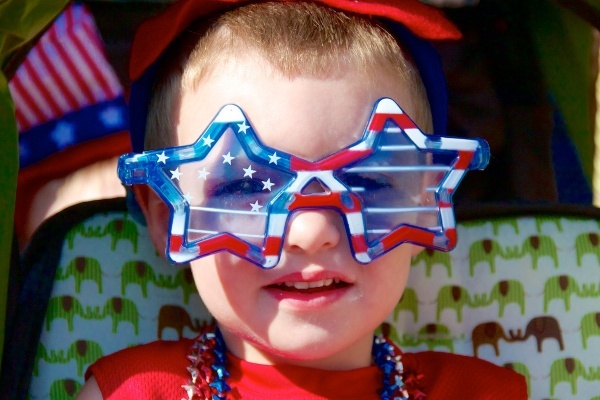 <p><p>20. <span style="color: #dedbd7; font-family: Arial,Helvetica,sans-serif; background-color: #ffffff;"><span style="color: #000000;">Kevin DeCristofano-Fishgall sports patriotic eyewear. ( Jana Shea /for NewsWorks )</span> </span></p></p>
