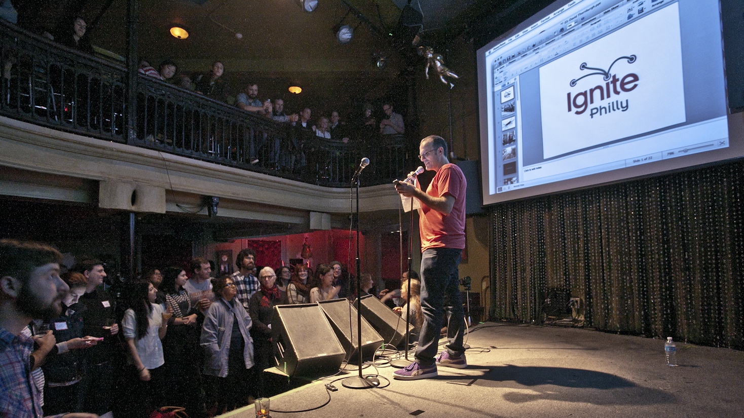  Ignite Philly co-organizer Geoff DiMasi addressing the crowd at Johnny Brenda's. (Photo courtesy of Kevin Monko) 