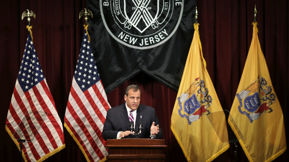  Gov. Christie addresses a gathering at Burlington County College Thursday, May 28, 2015, in Pemberton, N.J. (AP Photo/Mel Evans) 