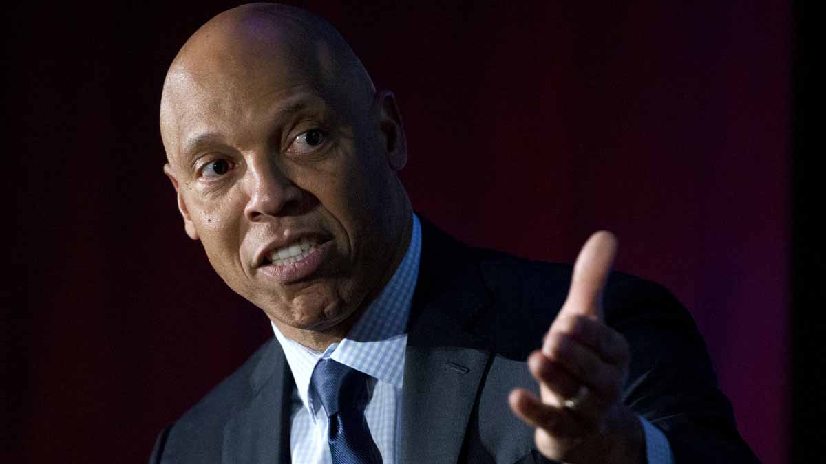  Philadelphia Schools Superintendent William Hite will present the district's budget needs to City Council Tuesday. (AP file photo) 