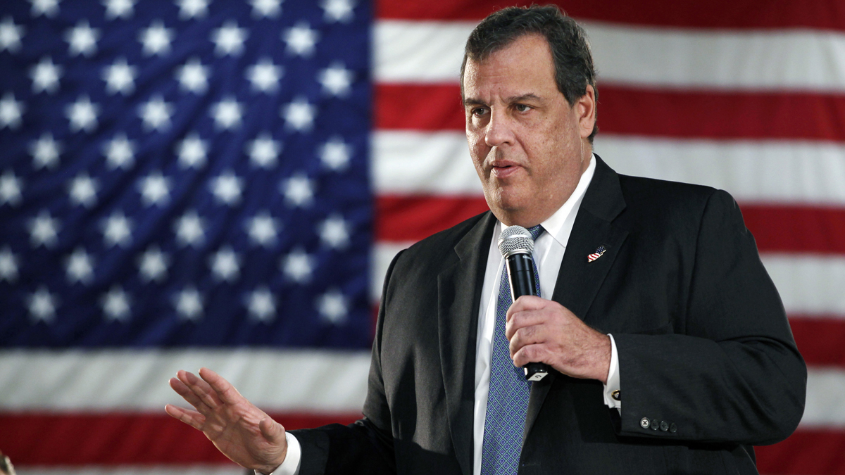  In October, New Jersey Gov. Chris Christie addresses a gathering at a public forum, maintaining that he has no recollection of any of his aides telling him about lane closures on the George Washington Bridge. A state judge ruled Thursday that a criminal complaint against the governor over the closures can go forward. (AP file photo)  