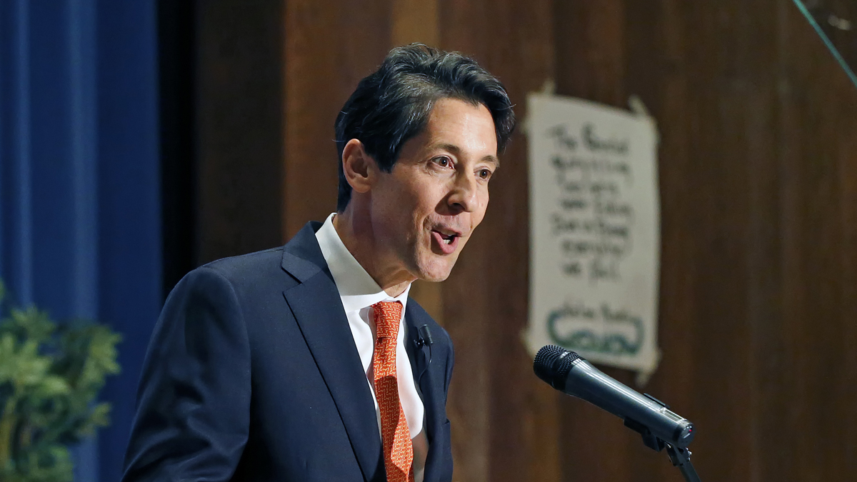  Pennsylvania Treasurer Joe Torsella is urging urging the state pension funds' boards of directors to cut  outside investment managers to save money on fees in the face of a roughly $70 billion unfunded liability. (AP file photo) 